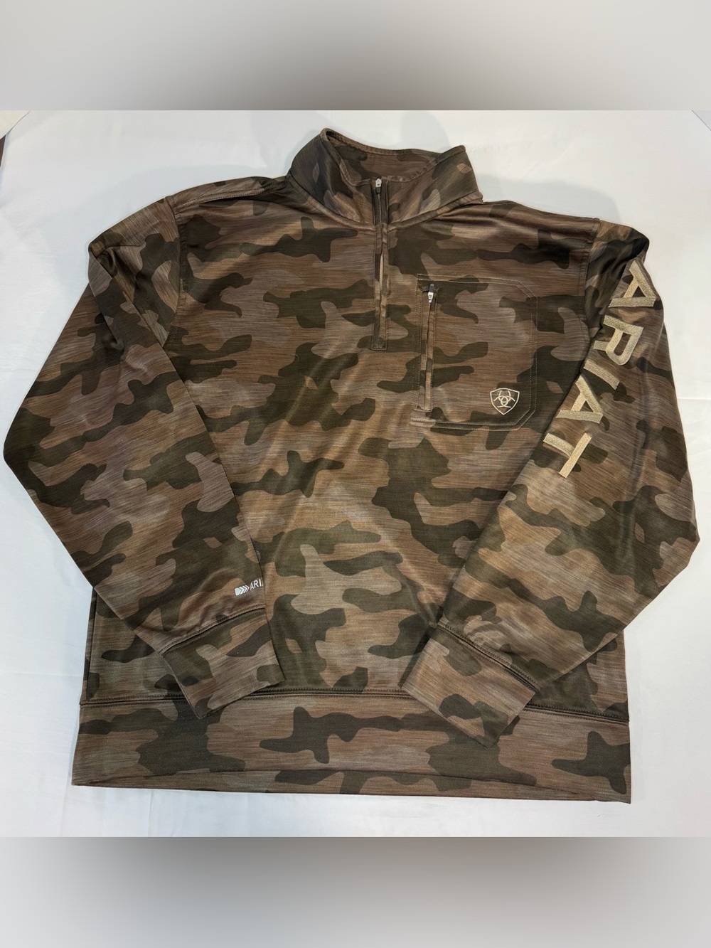 AriatTEK Cold Series Camo 1/4 Zip Pullover M Ariat